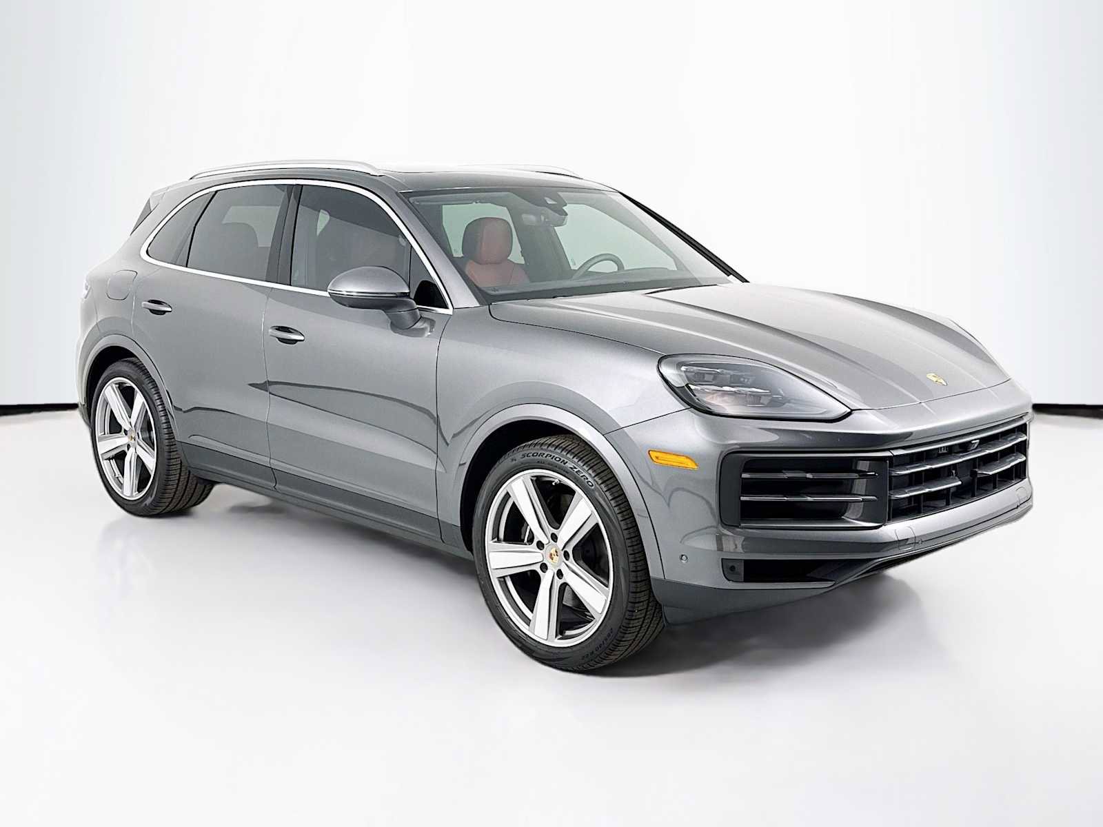 New 2025 Porsche Cayenne image 7