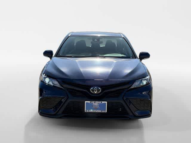 Used 2022 Toyota Camry SE FWD image 8