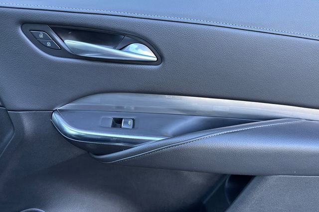 Used 2024 Cadillac XT4 Premium Luxury image 21