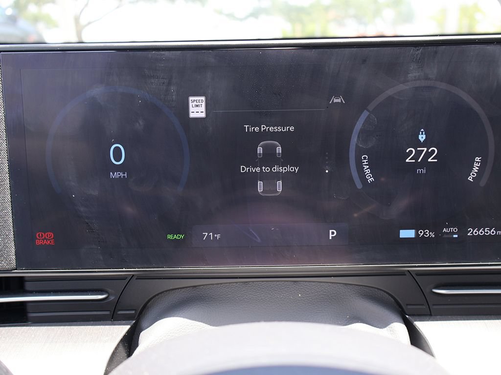 Used 2024 Hyundai Kona SEL FWD image 40
