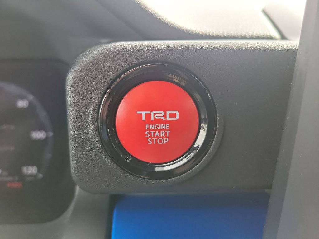 Used 2024 Toyota Tacoma TRD Off-Road w/ TRD Off Road Upgrade Package AWD/4WD image 27