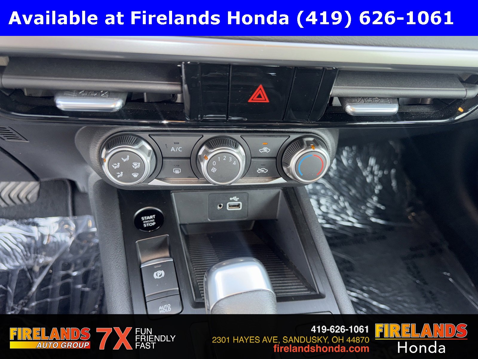 Used 2025 Nissan Kicks S image 19