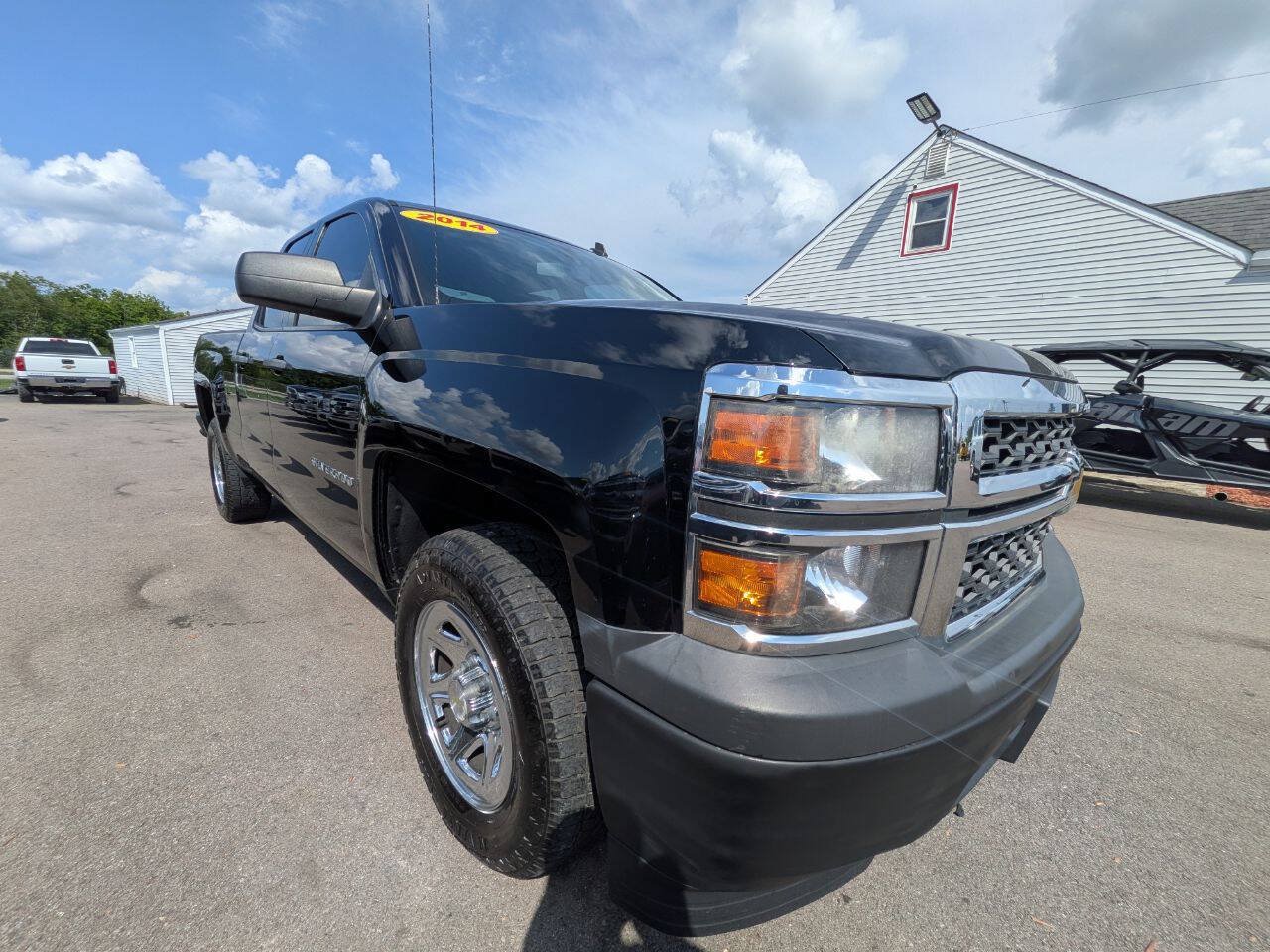 Used 2014 Chevrolet Silverado 1500 W/T w/ Trailering Package AWD/4WD image 6