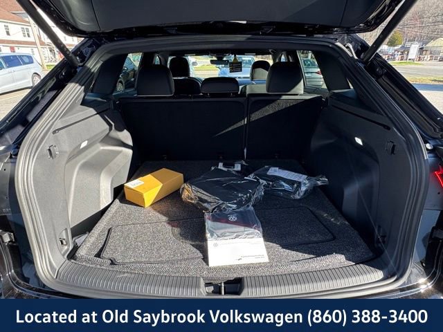 New 2025 Volkswagen Atlas Cross Sport SEL Premium R-Line image 19