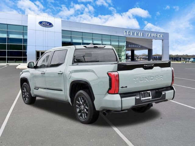 Used 2024 Toyota Tundra Platinum AWD/4WD image 2