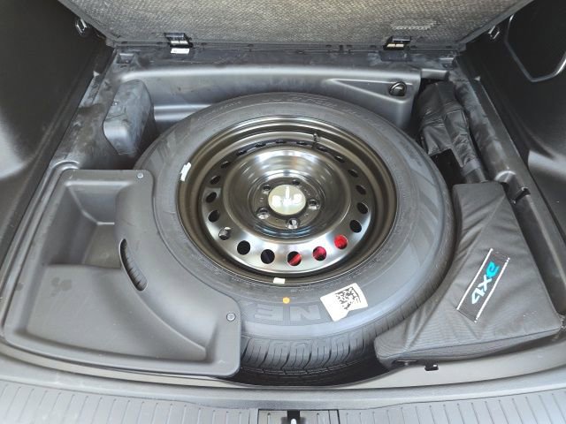 Used 2023 Jeep Grand Cherokee 4WD 4xe image 35