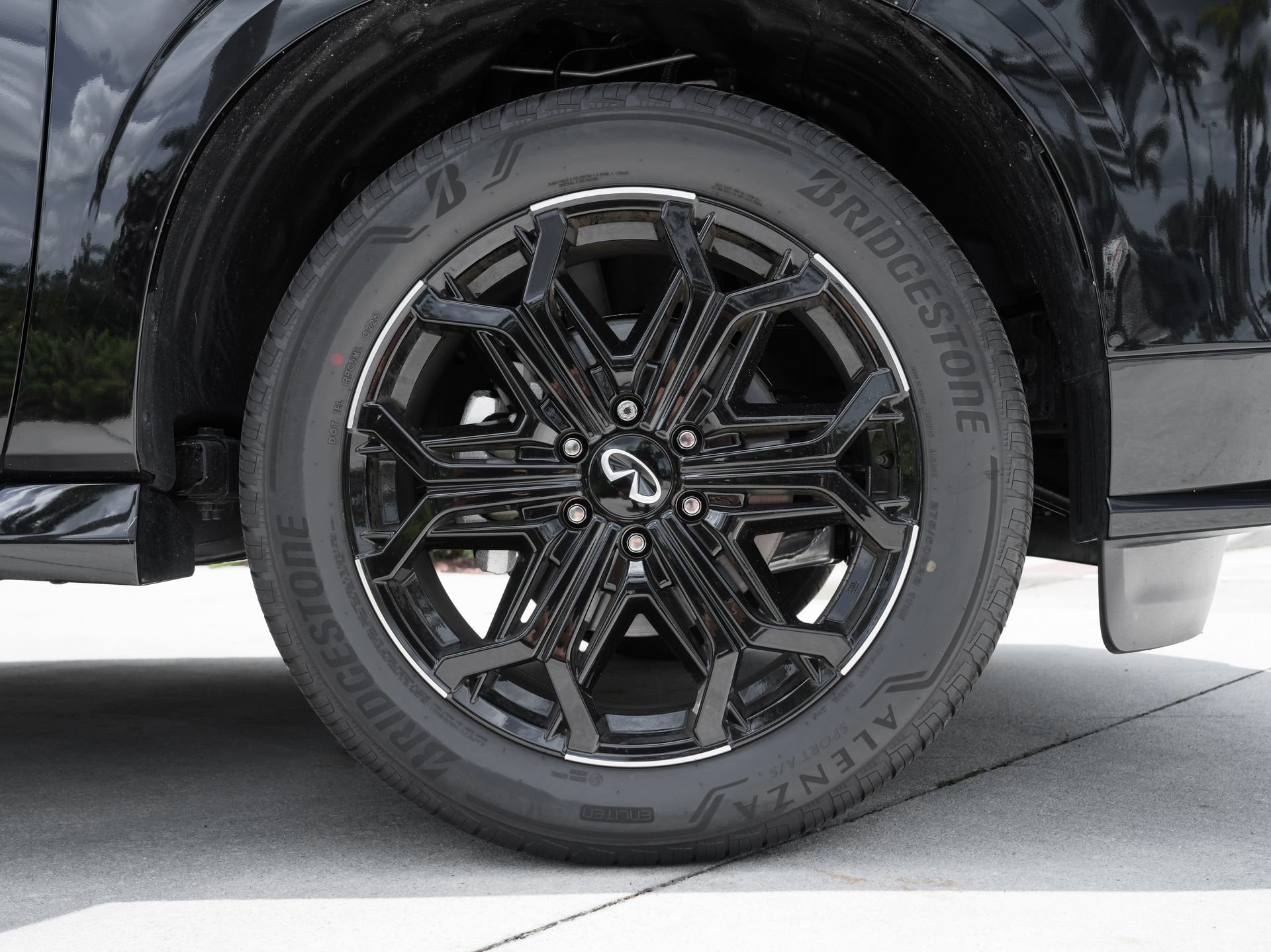Certified 2026 INFINITI QX80 4WD image 12