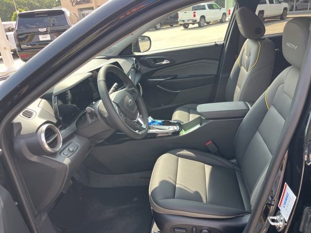 New 2026 Chevrolet Trax ACTIV FWD image 16