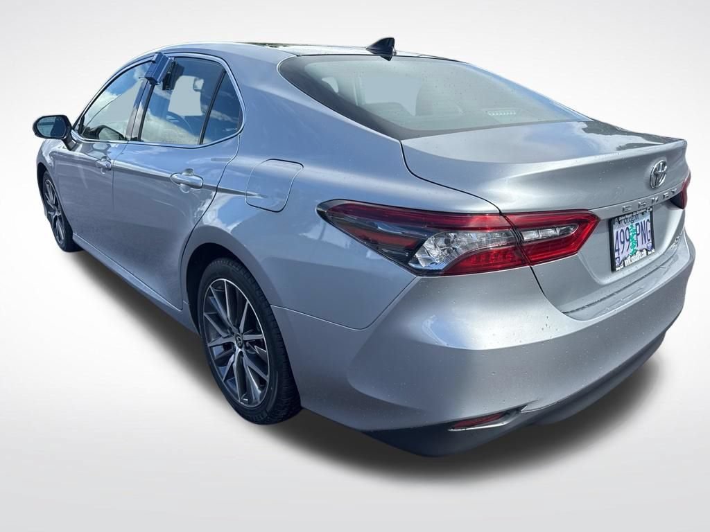 Used 2023 Toyota Camry XLE w/ Navigation Package AWD/4WD image 5