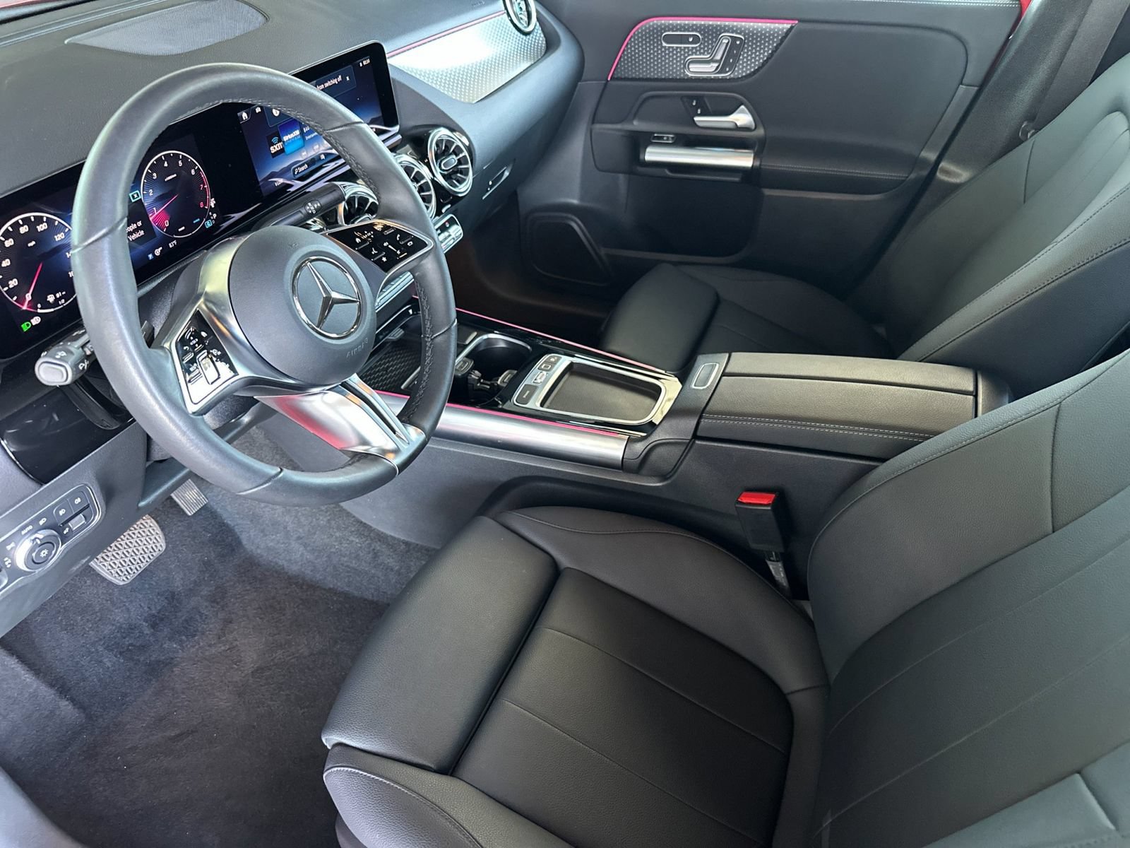 Certified 2026 Mercedes-Benz GLA 250 4MATIC image 11