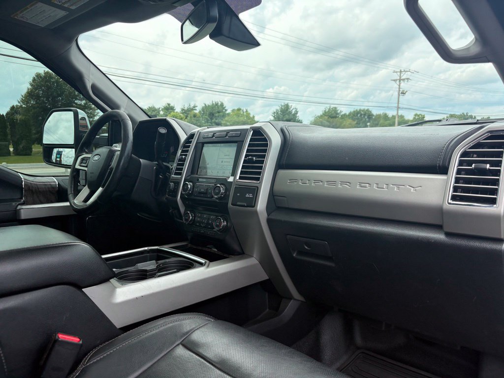 Used 2017 Ford F250 Lariat w/ Lariat Ultimate Package AWD/4WD image 13