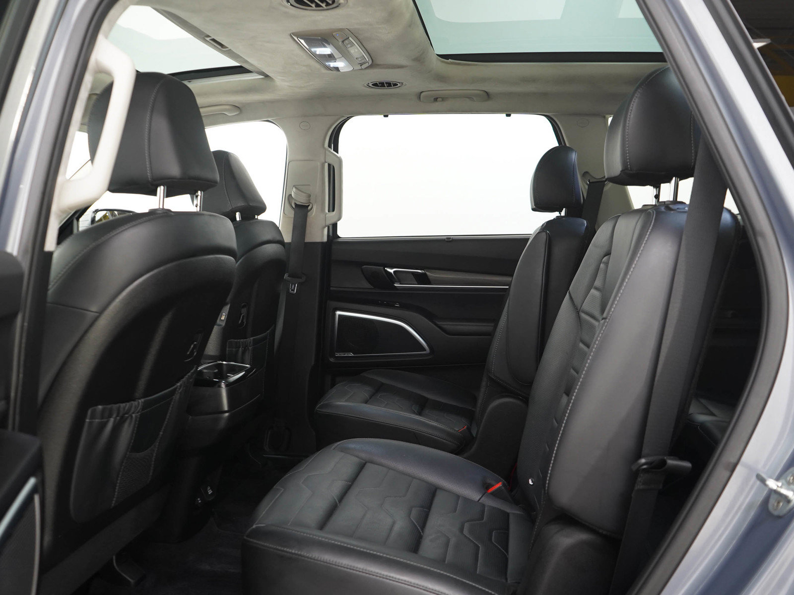 Used 2022 Kia Telluride SX w/ SX Prestige Package AWD/4WD image 16