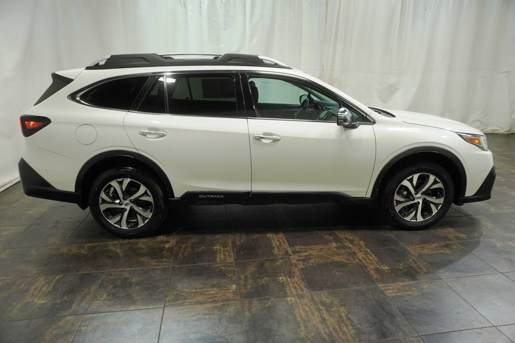 Used 2022 Subaru Outback Touring w/ Popular Package #2 AWD/4WD image 4