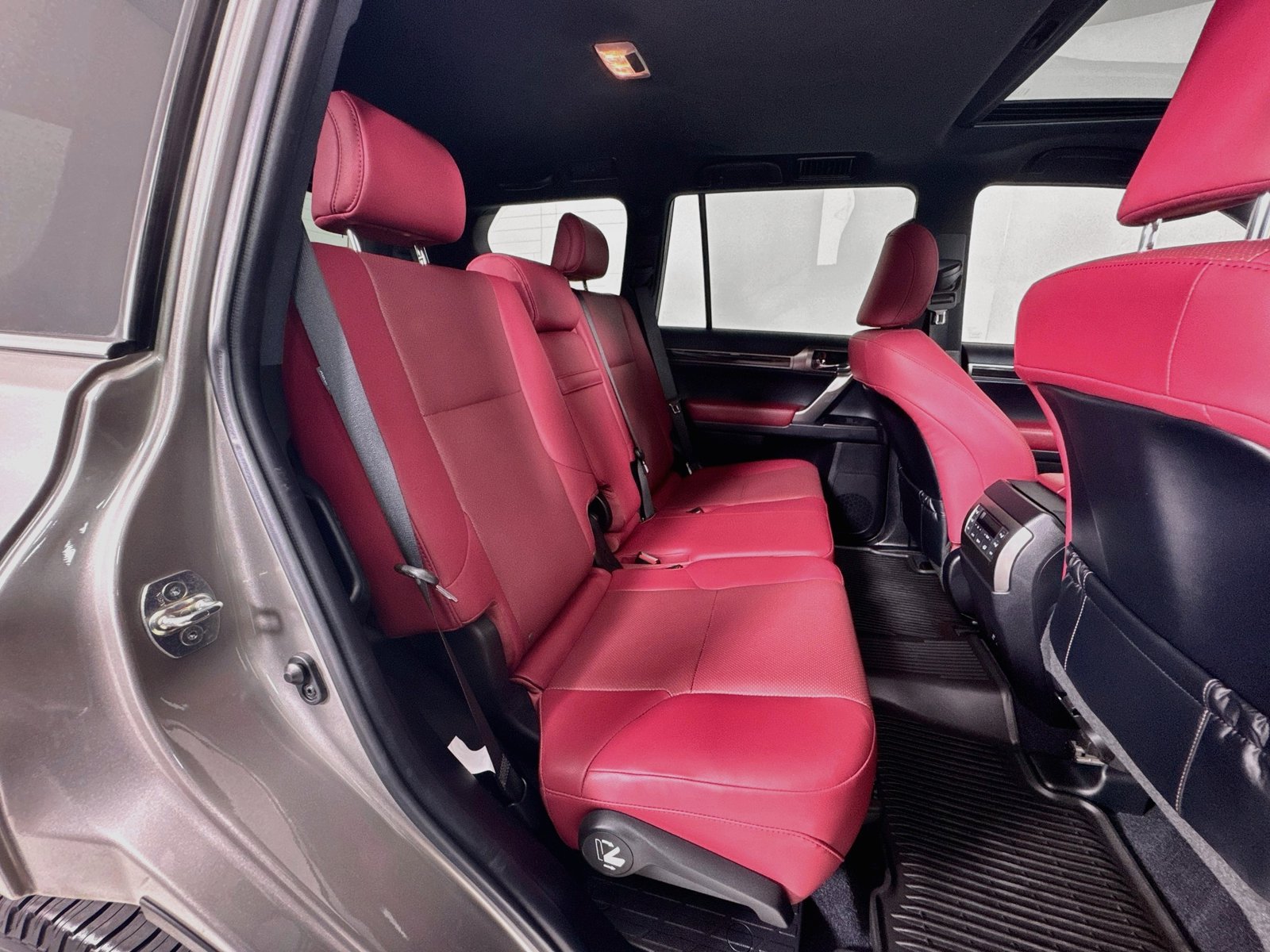Used 2023 Lexus GX 460 Premium w/ Premium Package AWD/4WD image 26