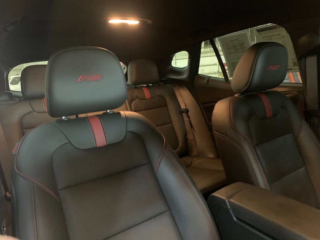 Used 2025 Chevrolet Trax RS w/ Sunroof Package image 19
