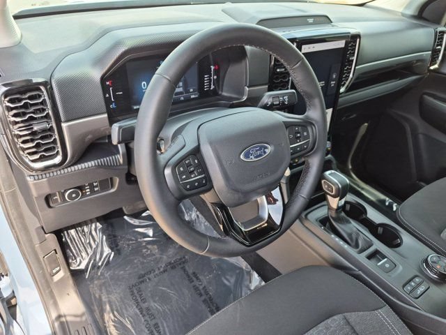 Used 2024 Ford Ranger XLT w/ Technology Package AWD/4WD image 11