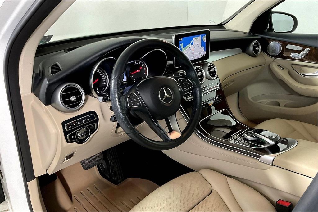 Used 2018 Mercedes-Benz GLC 300 4MATIC image 14