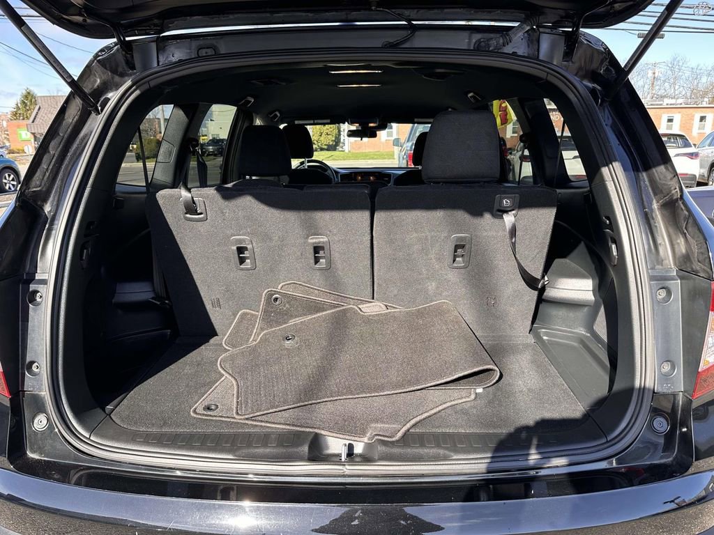 Used 2022 Honda Pilot Sport image 7