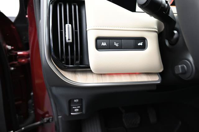 Used 2026 Nissan Armada Platinum Reserve AWD/4WD image 9