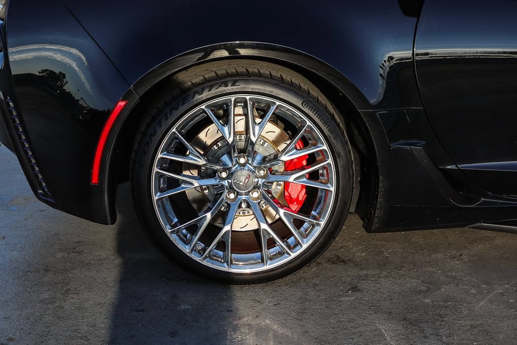 Used 2019 Chevrolet Corvette Z06 RWD image 12