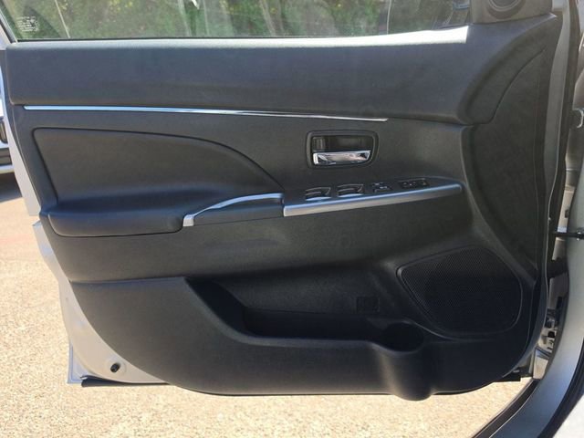Used 2024 Mitsubishi Outlander Sport AWD image 17
