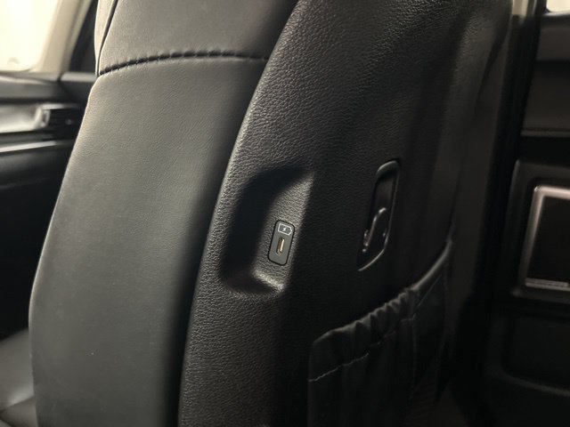 Used 2025 Kia Telluride S AWD/4WD image 30