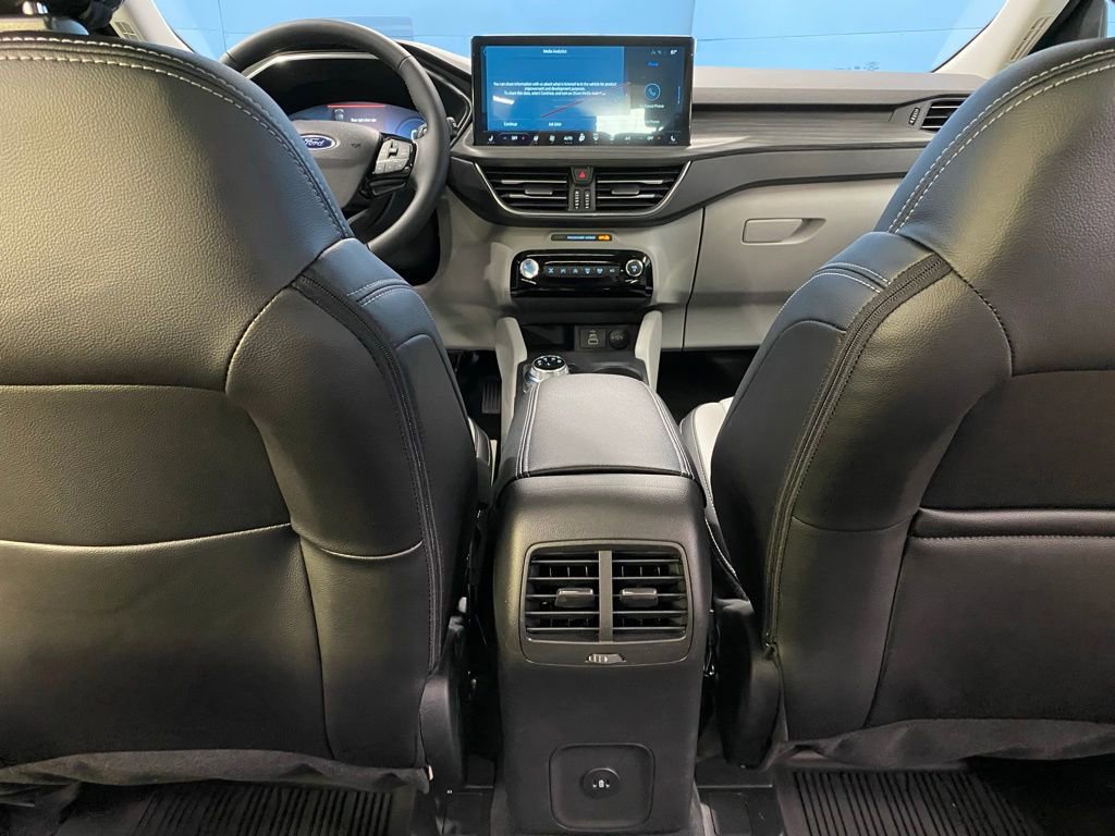 New 2026 Ford Escape Platinum w/ Premium Technology Package image 38