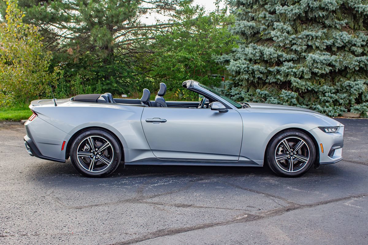 Used 2024 Ford Mustang EcoBoost Premium Convertible 2 RWD image 11