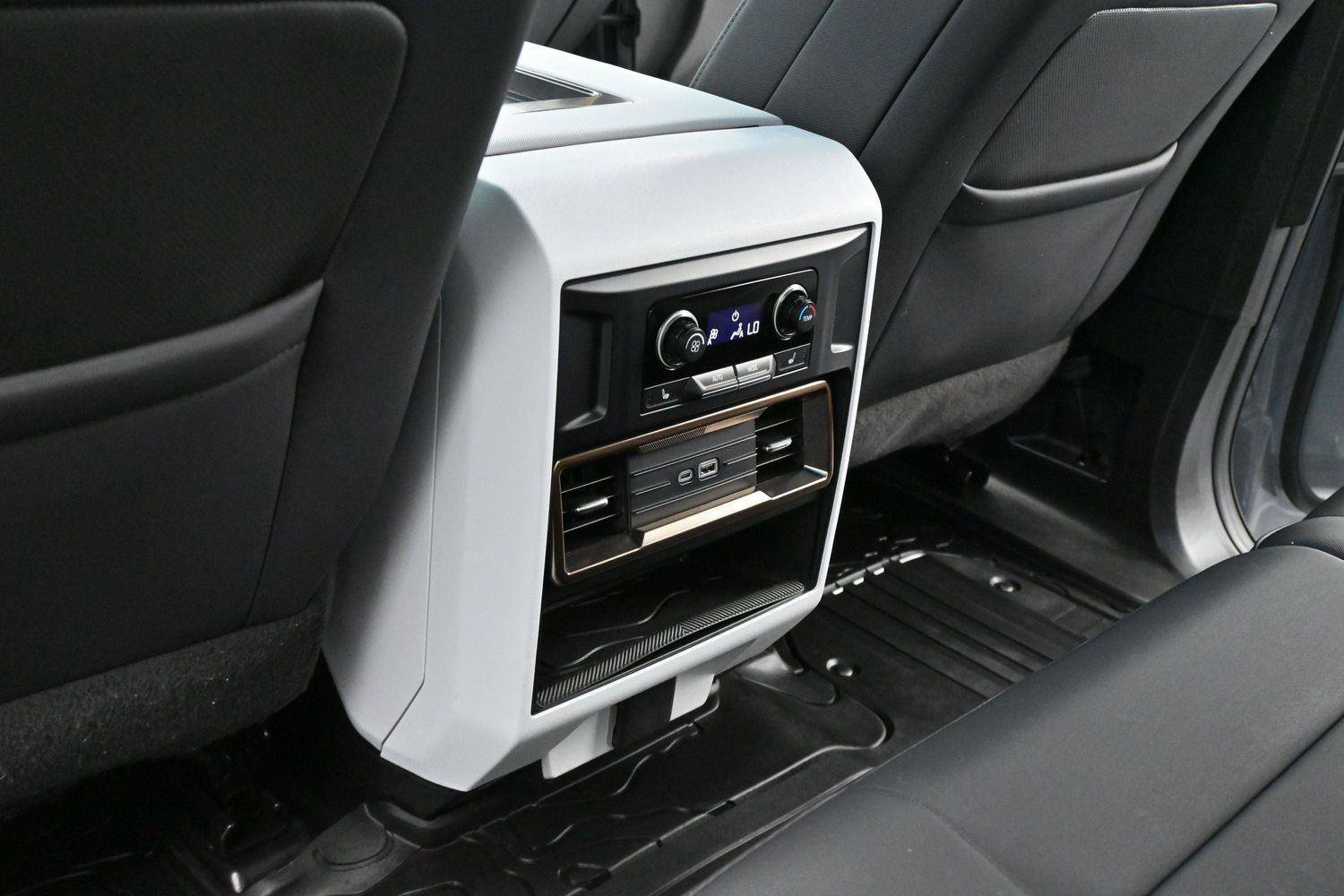 Used 2024 GMC Hummer EV 3X AWD/4WD image 35