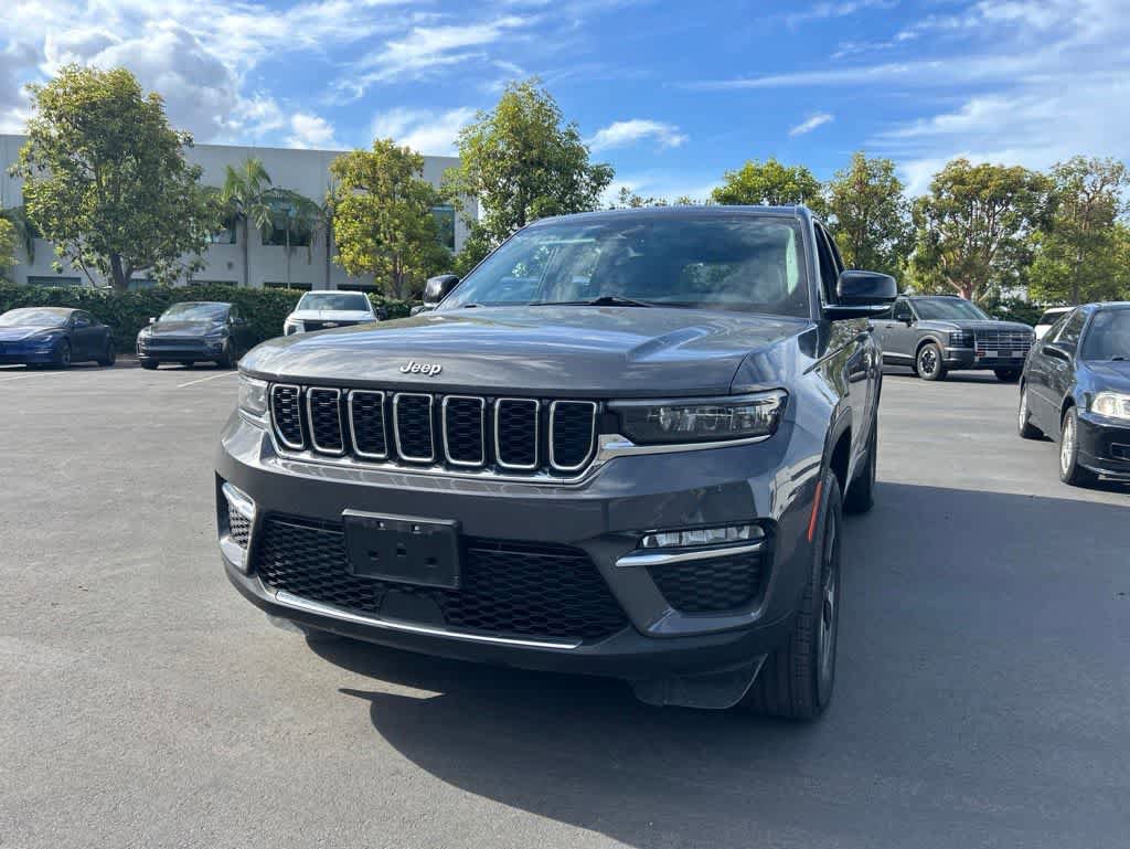 Used 2022 Jeep Grand Cherokee Limited 4xe w/ MOPAR Finishing Package AWD/4WD image 5