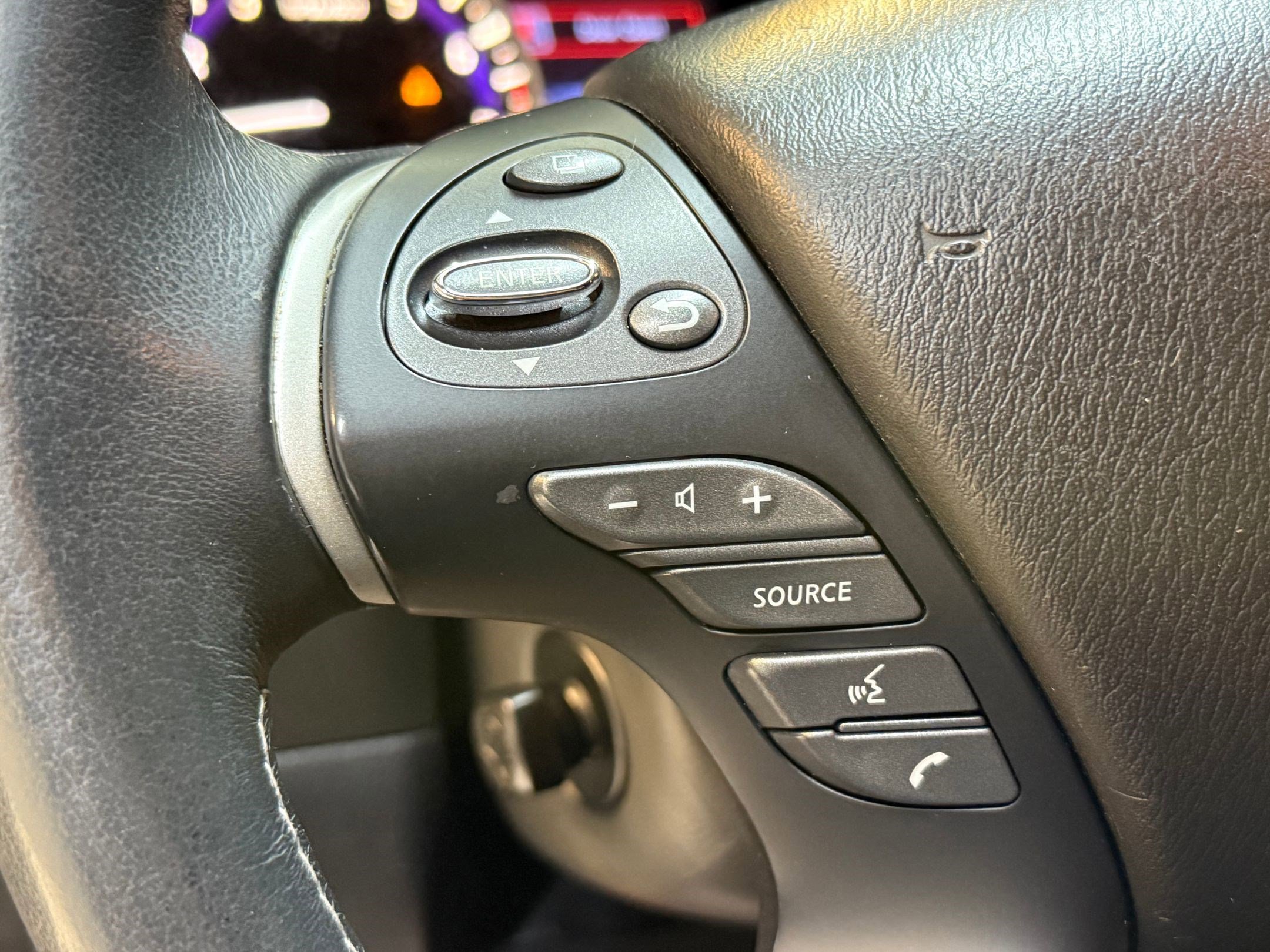 Used 2019 INFINITI QX60 Pure image 25