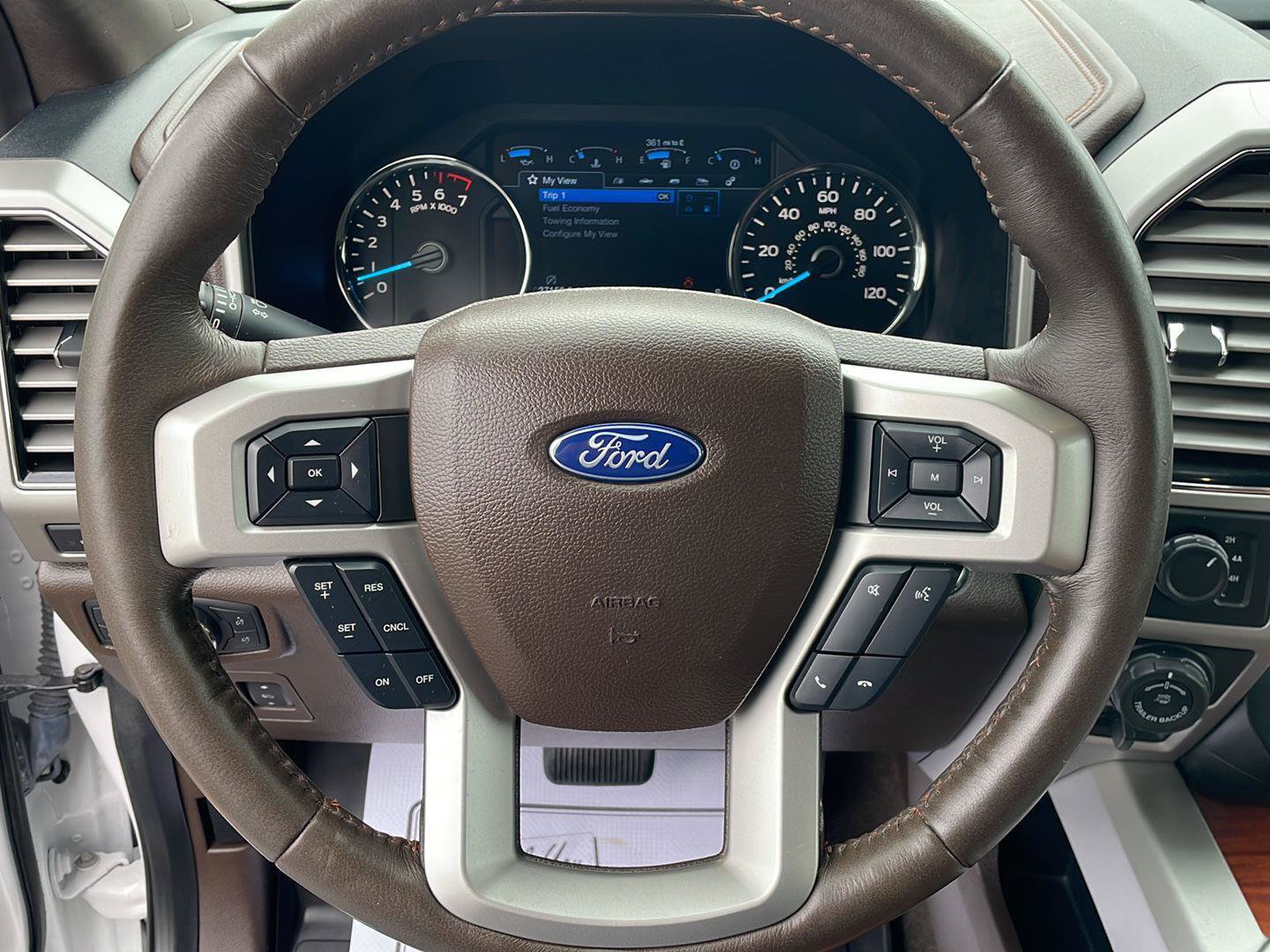 Used 2019 Ford F150 King Ranch w/ Equipment Group 601A Luxury AWD/4WD image 14