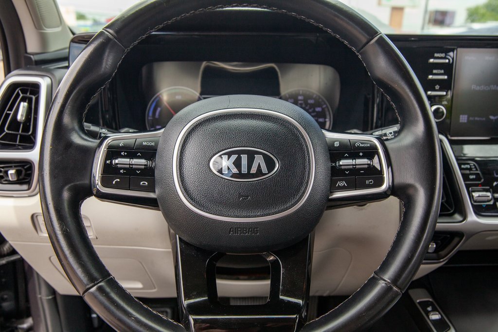 Used 2021 Kia Sorento S image 18