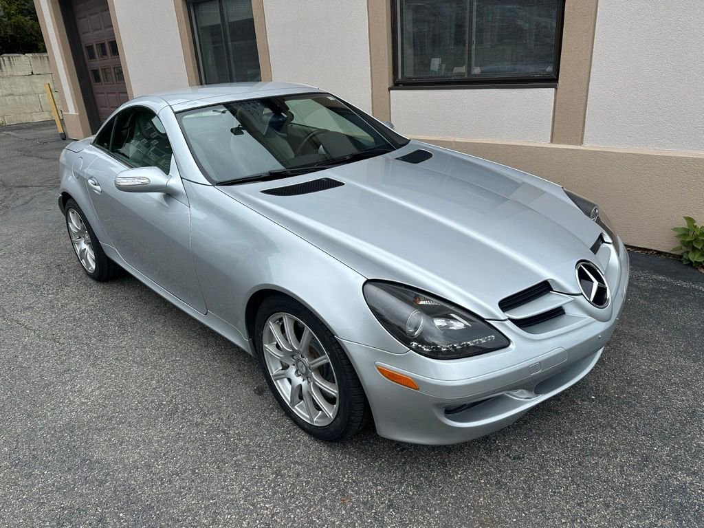 Used 2005 Mercedes-Benz SLK 350 image 5