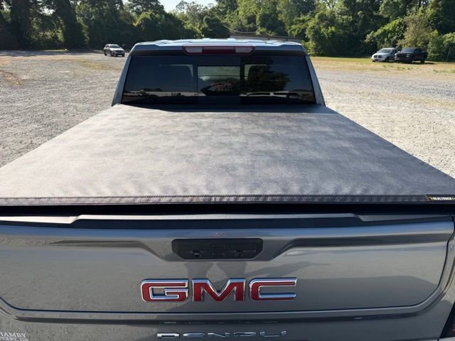 Used 2022 GMC Sierra 1500 Denali w/ Denali Premium Package image 4