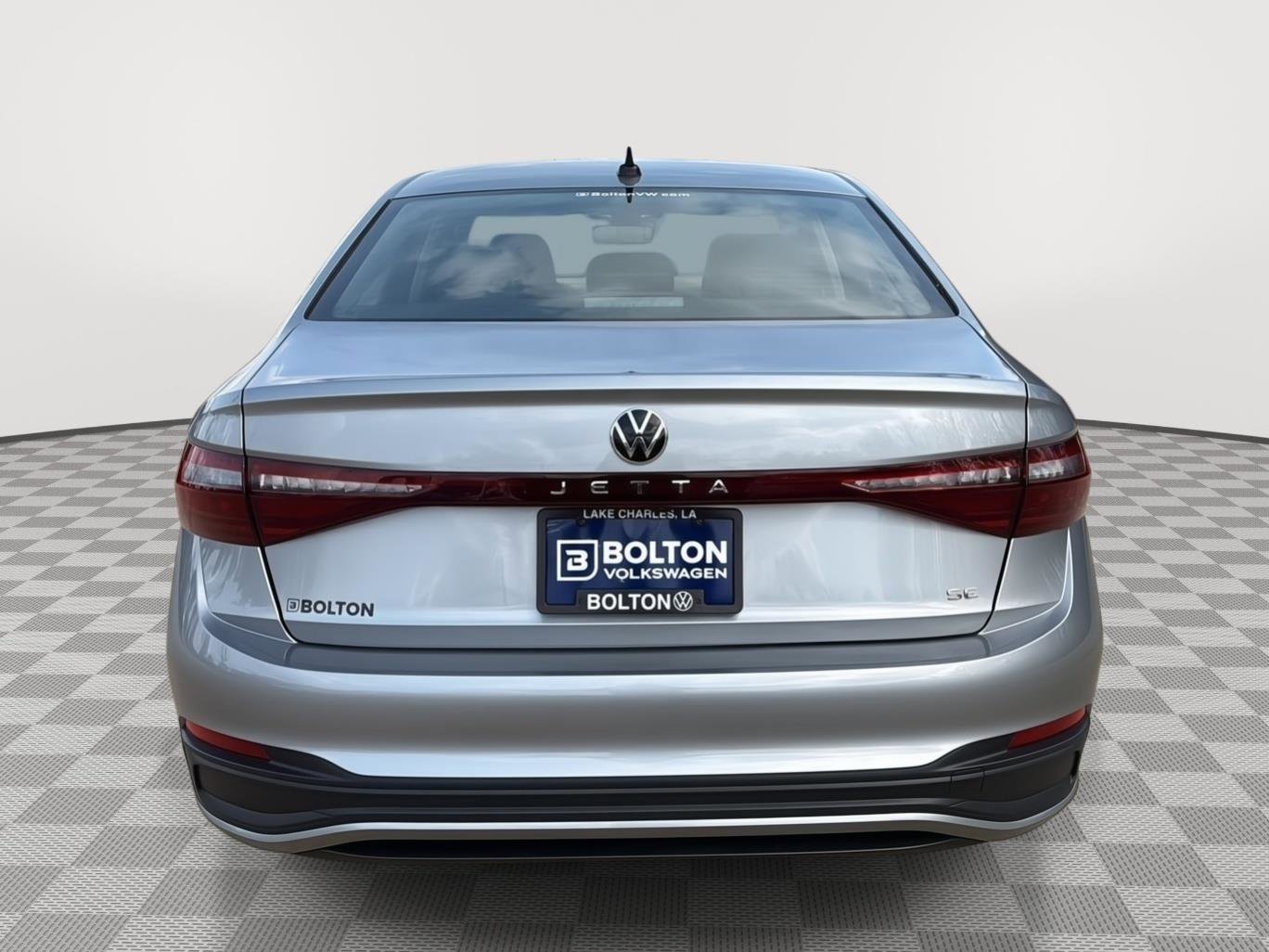 Certified 2025 Volkswagen Jetta SE image 4