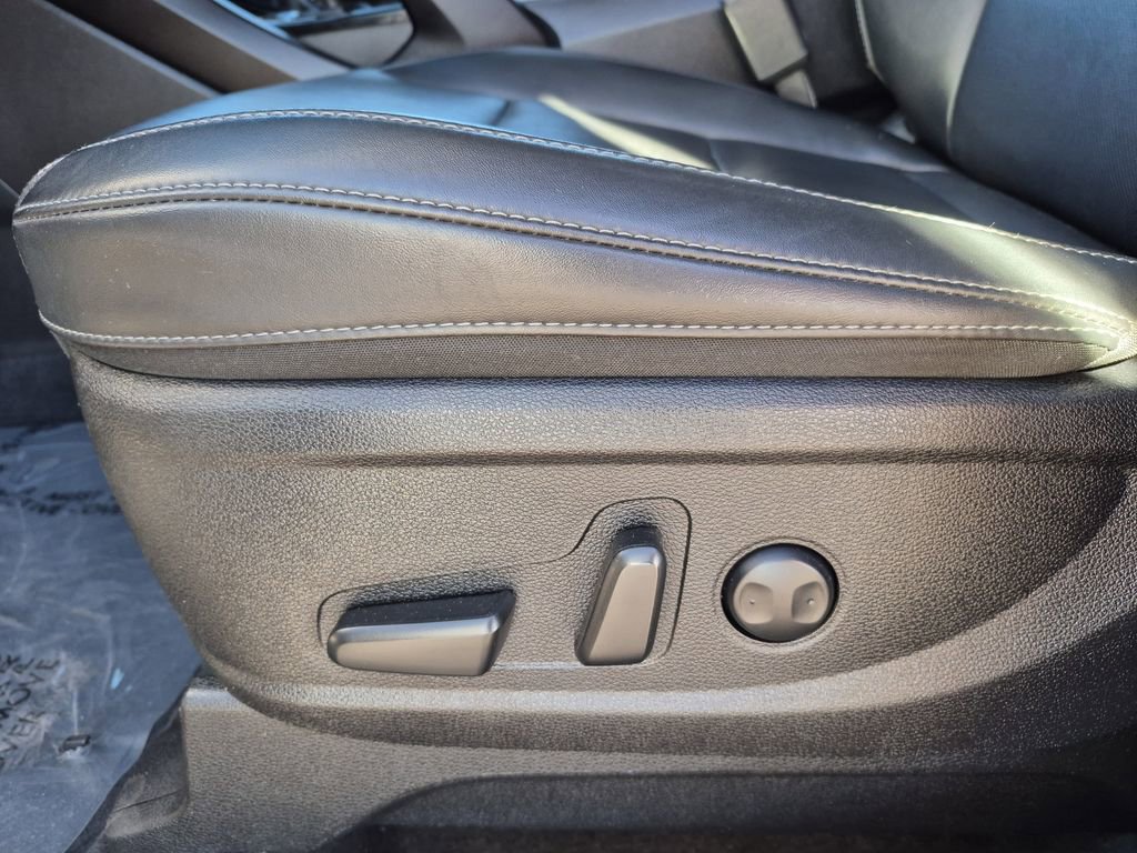 Certified 2025 Kia Telluride S image 12