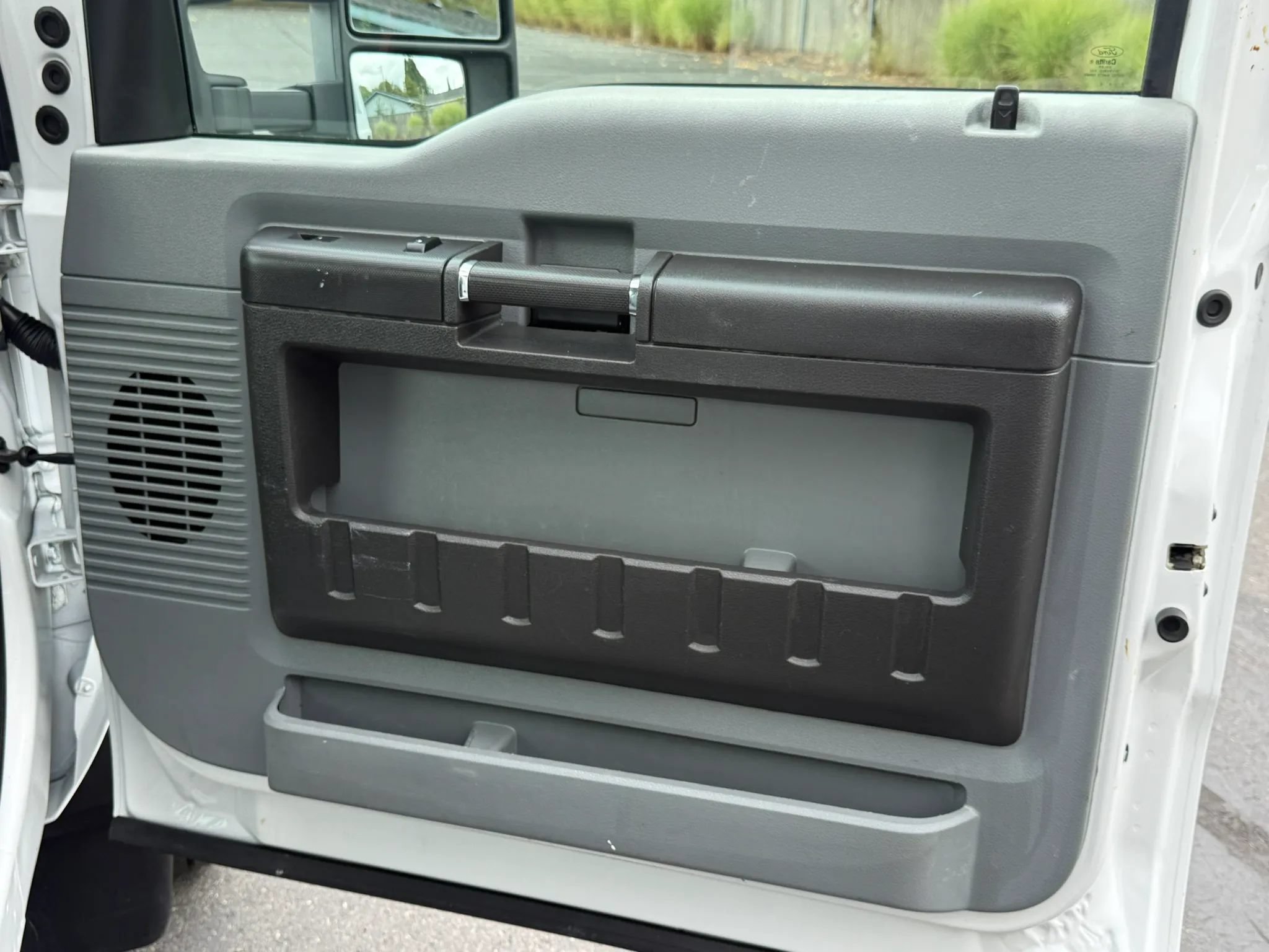 Used 2012 Ford F550 2WD Regular Cab Super Duty w/ Payload Upgrade Pkg image 25