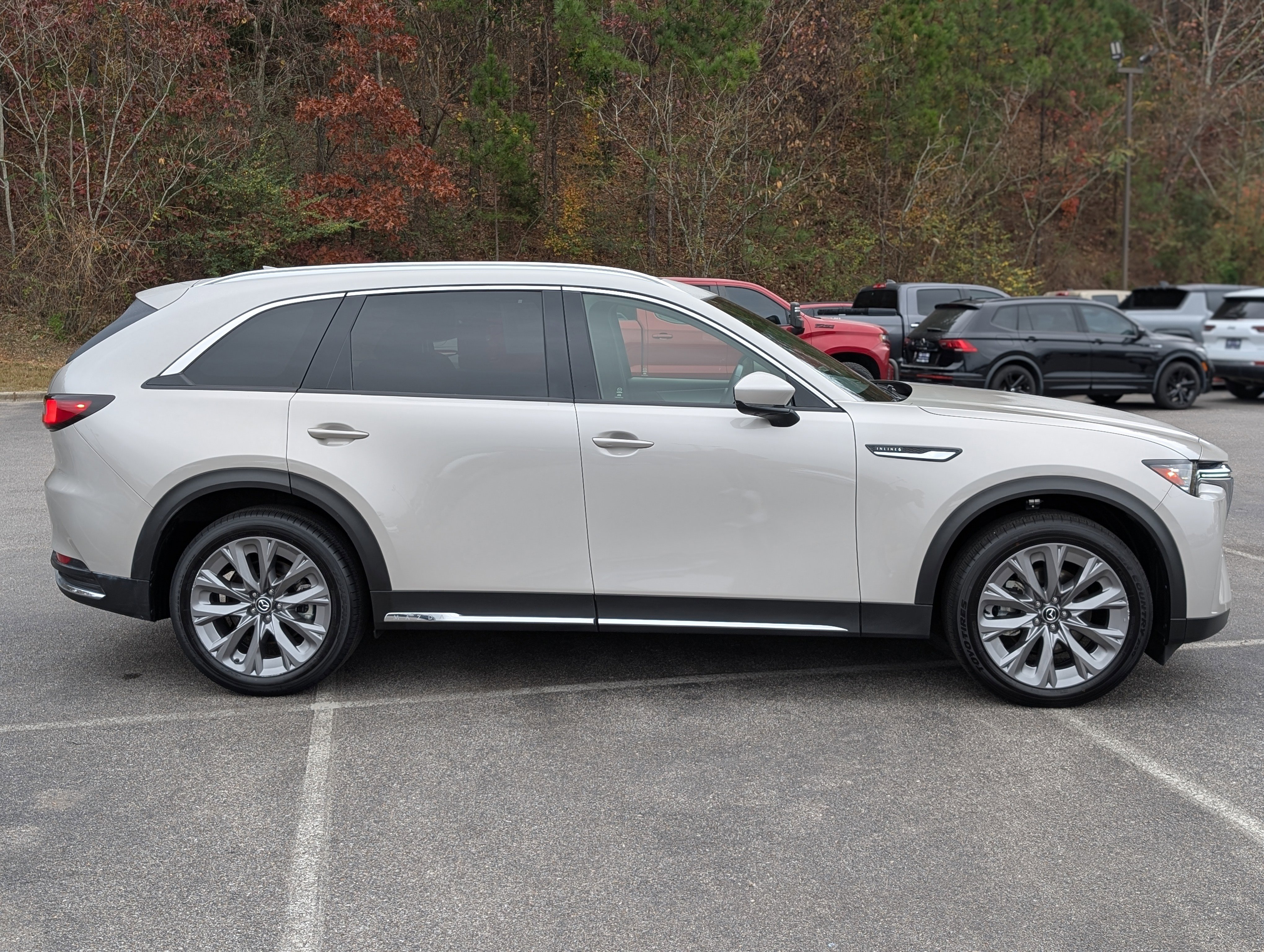 Used 2025 MAZDA CX-90 3.3 Turbo w/ Premium Plus Pkg image 10