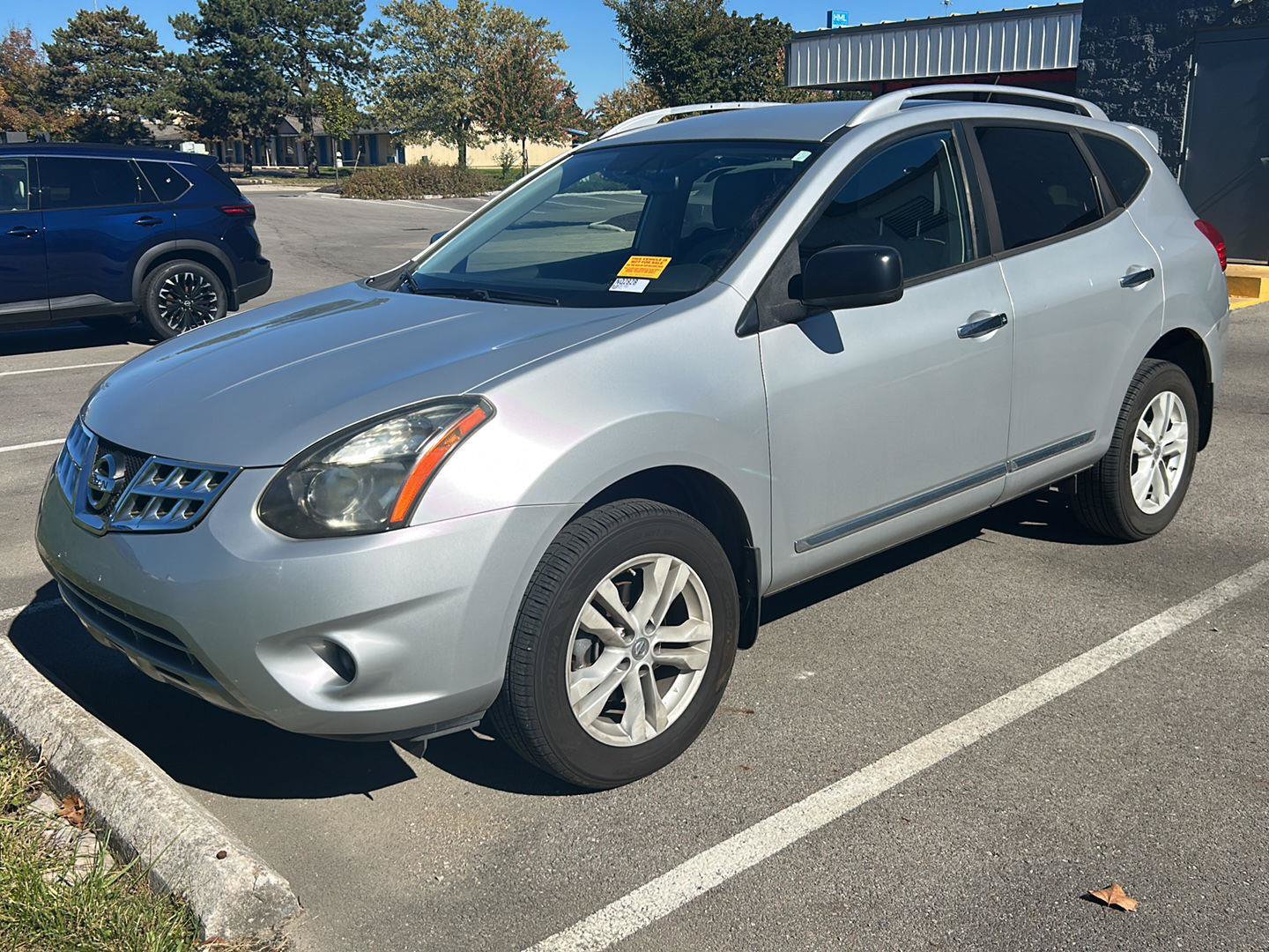 Used 2015 Nissan Rogue S w/ Convenience Package FWD image 1