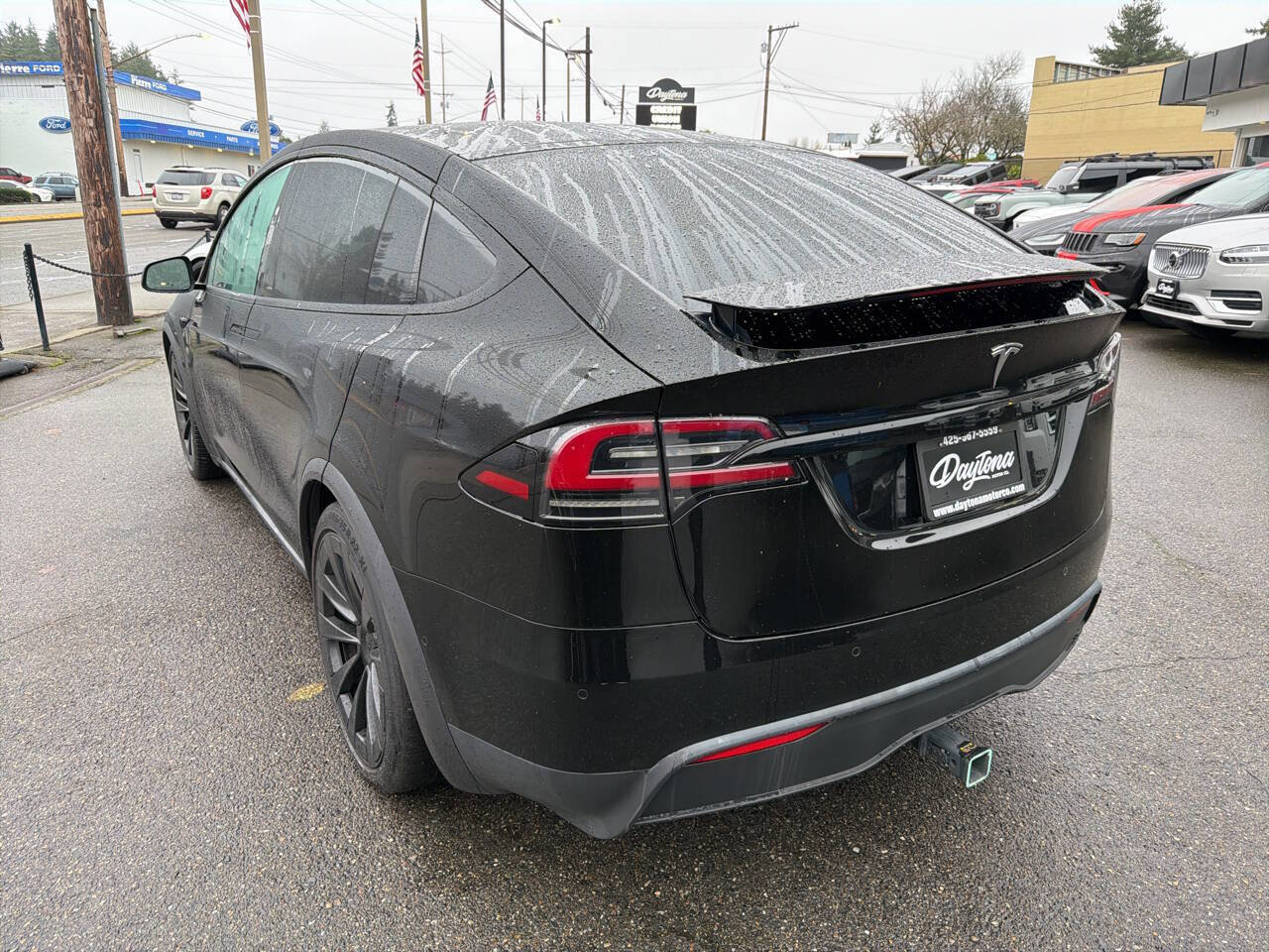 Used 2022 Tesla Model X image 4