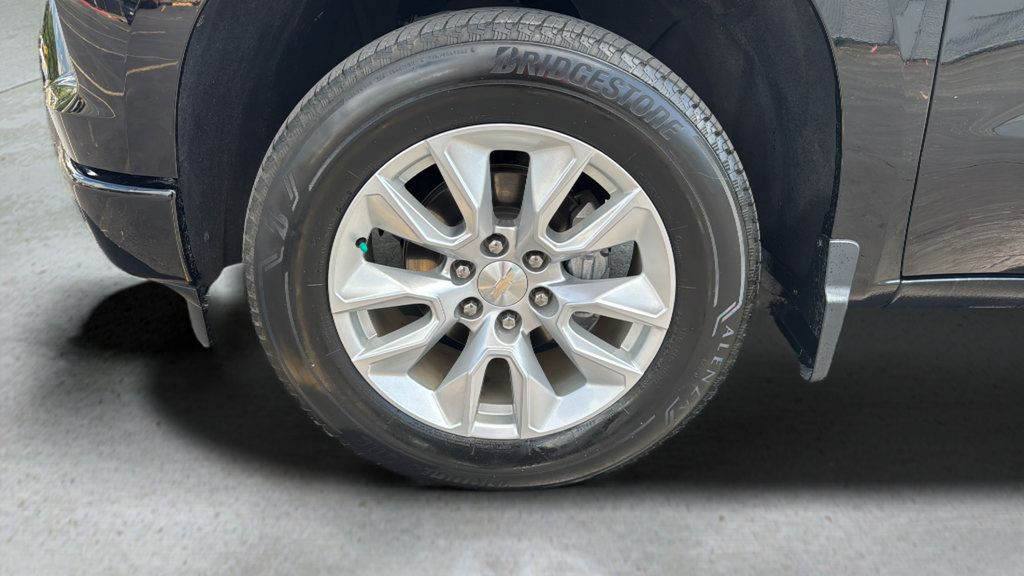 Used 2024 Chevrolet Silverado 1500 Custom RWD image 18