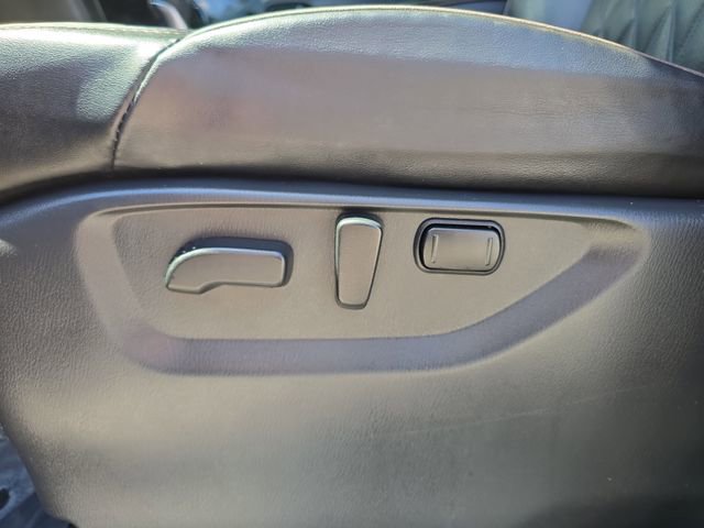 Used 2021 Nissan Armada Platinum w/ Captain's Chairs Package image 19