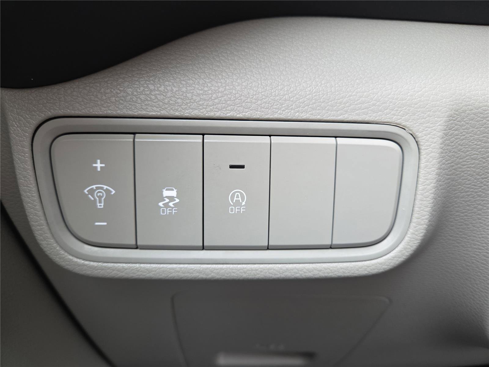 Certified 2023 Kia Soul LX w/ LX Technology Package image 16