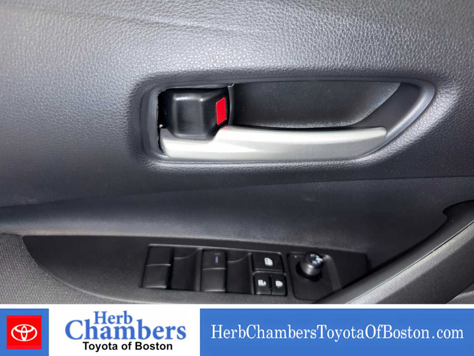New 2026 Toyota Corolla SE w/ SE Package FWD image 11
