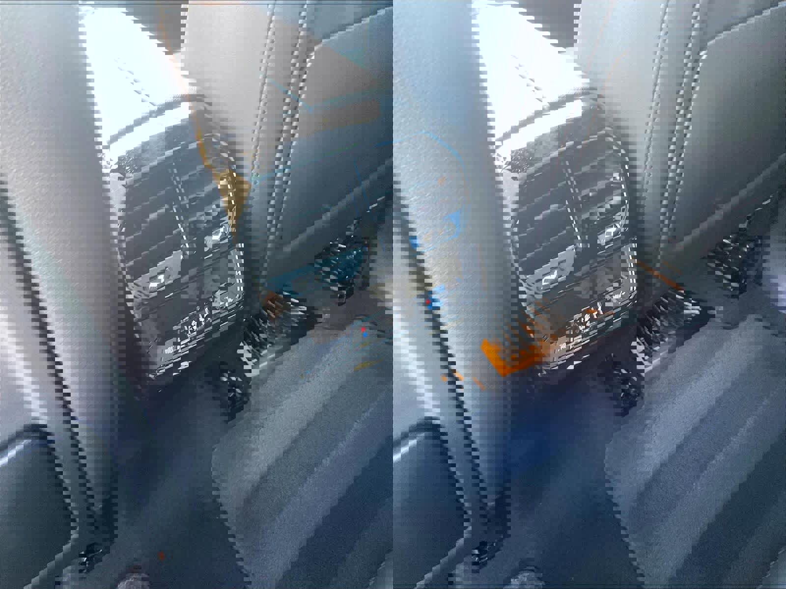 Used 2025 BMW iX xDrive50 image 35