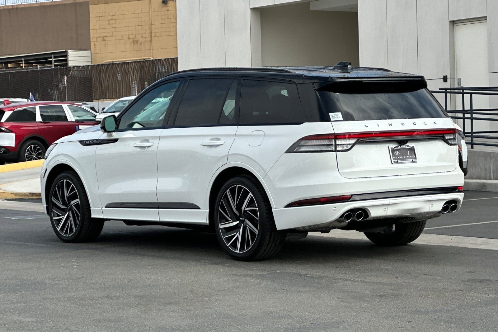 New 2026 Lincoln Aviator Black Label w/ Black Label Special Edition AWD/4WD image 5