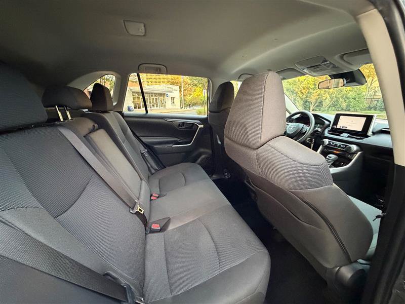 Used 2025 Toyota RAV4 LE FWD image 22
