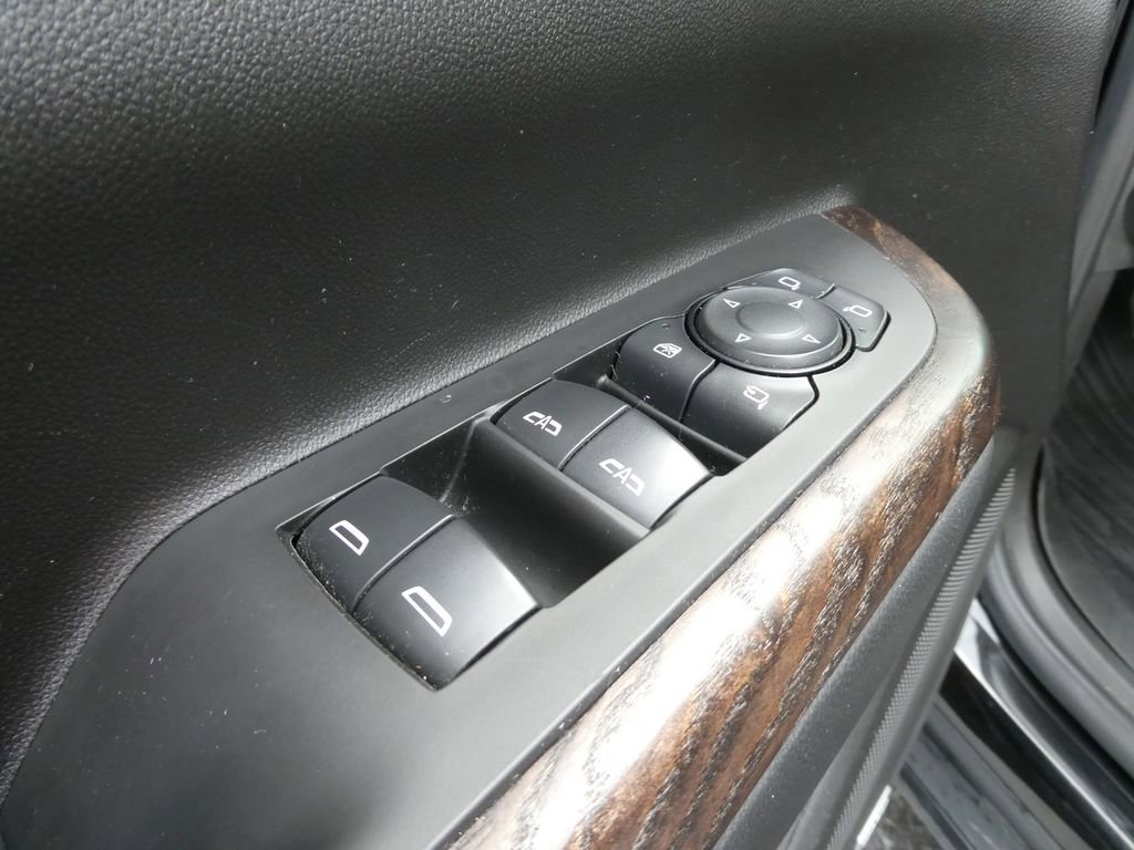 Used 2021 GMC Acadia Denali w/ Denali Technology Package AWD/4WD image 25