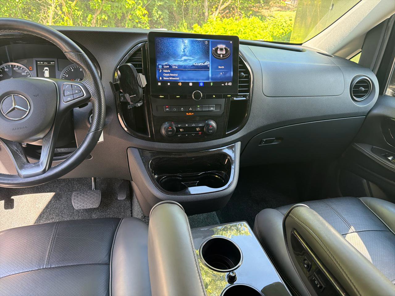 Used 2019 Mercedes-Benz Metris Passenger image 16